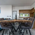 Seashell - Luxury Seaview Daire Makarska